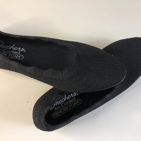 skechers air cooled memory foam flats size 7 - Picture 1 of 11